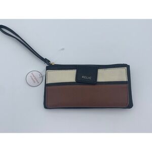 Relic Smartphone Friendly Wristlet Wallet Colorblock Black Brown Cream